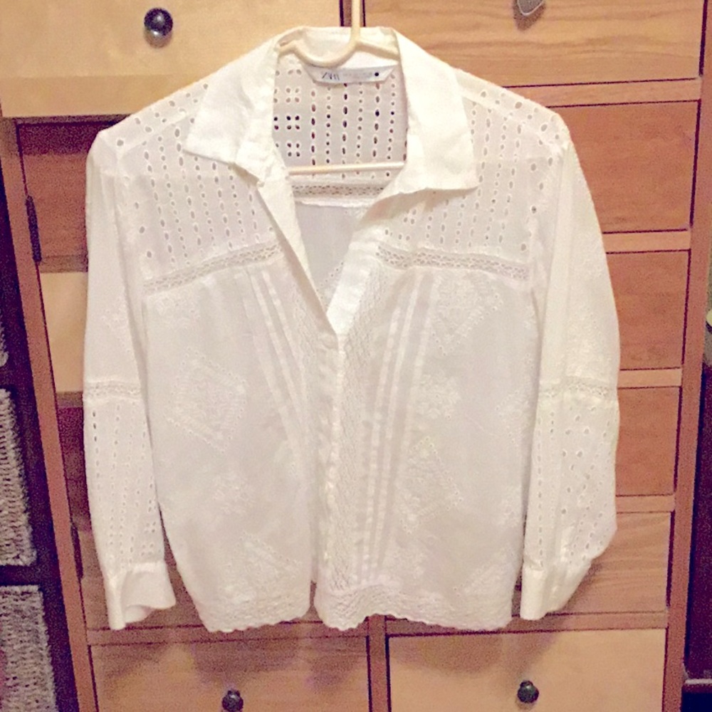 Zara blouse NWOT, never worn, 100%cotton, medium